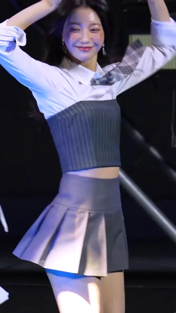 Oh My Girl - Yubin