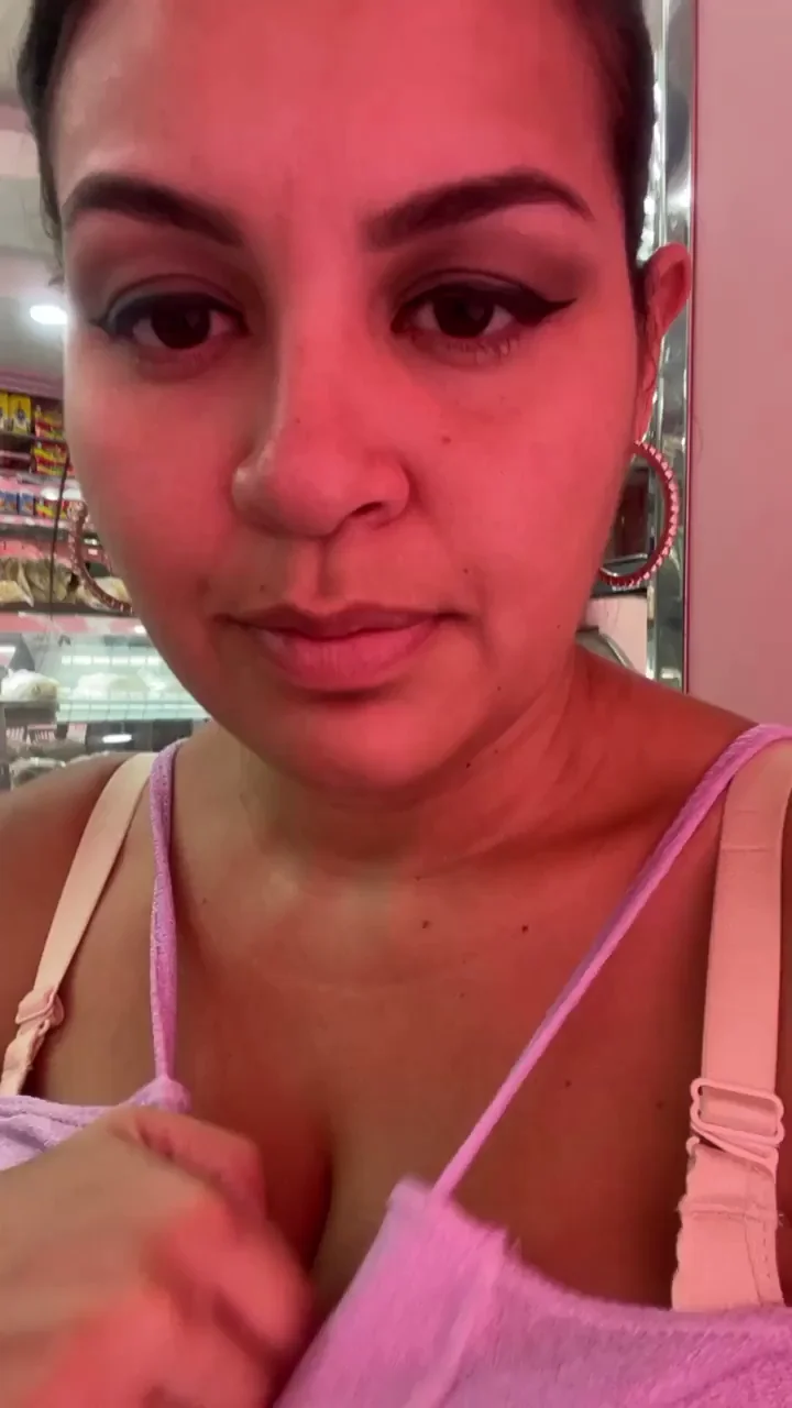 Letting Loose with Big Tits in Public Store 😈🍈🍈