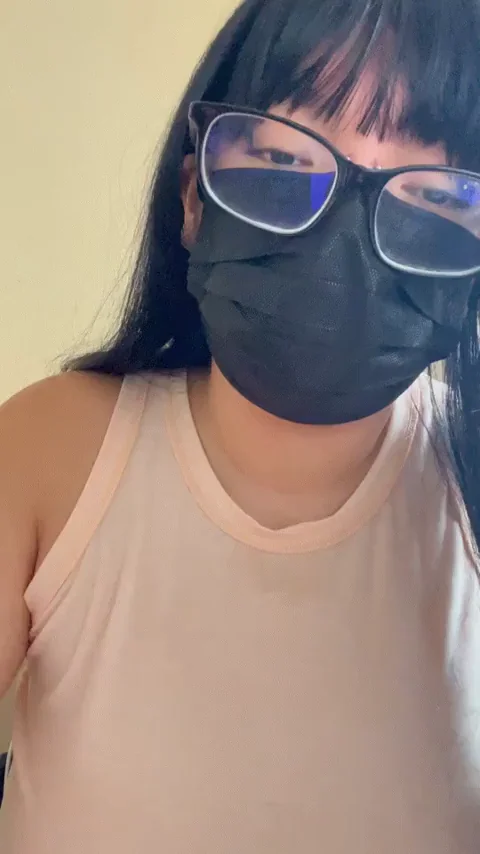 Feeling really needy to get my boobies sucked