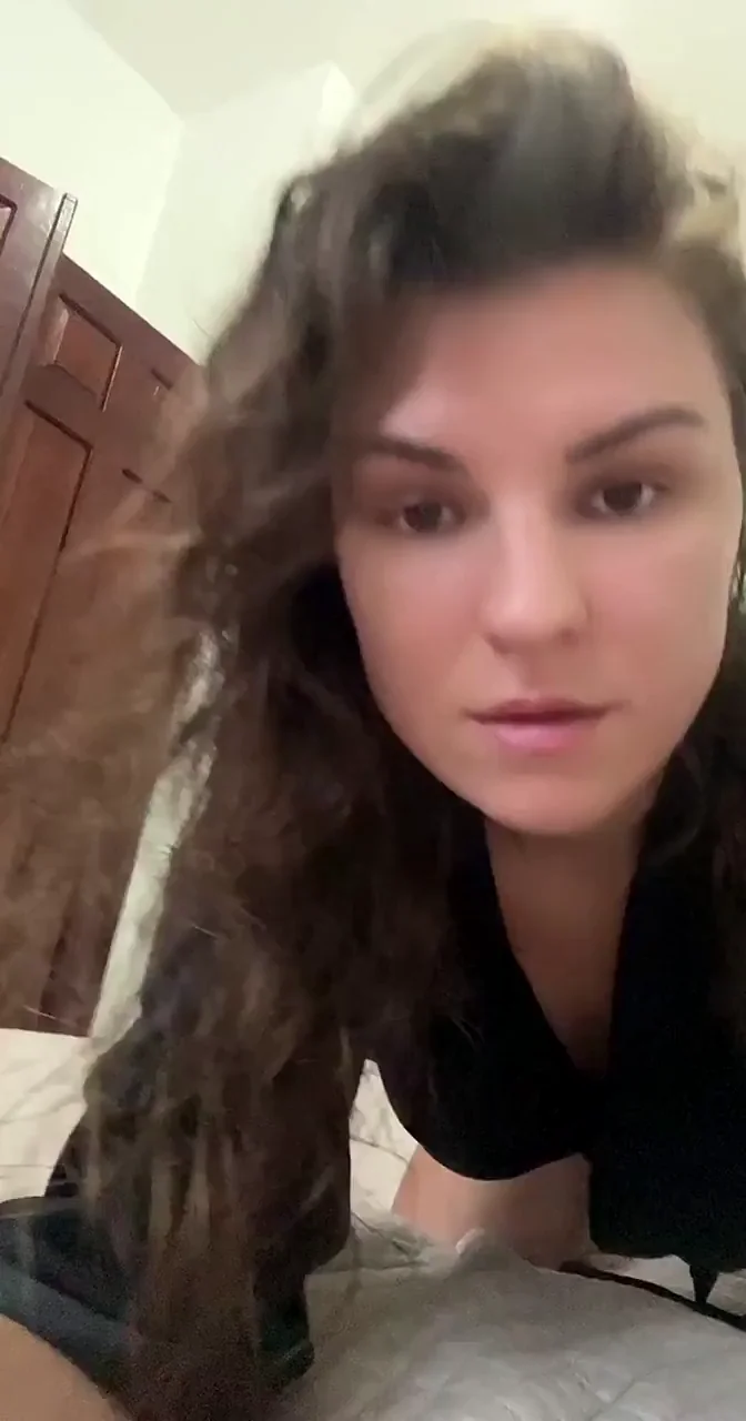 Caribbean looking for an average cock to fuck