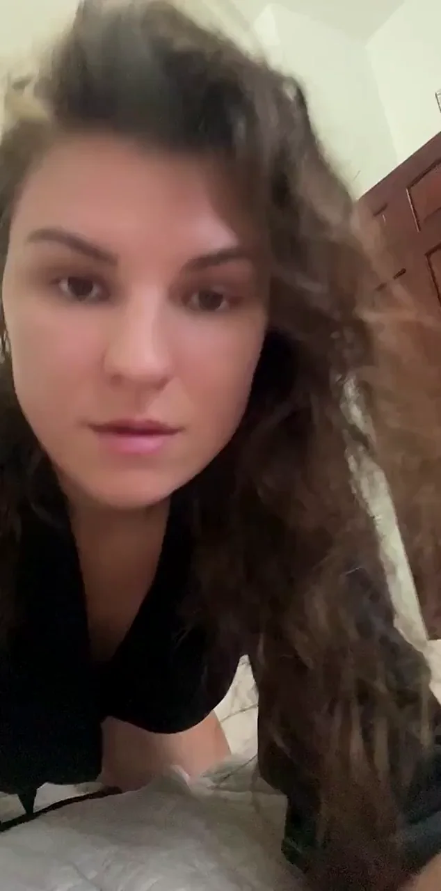 Craving a Hard Spanking: Curvy TikTok Slut Teases Her Juicy Ass