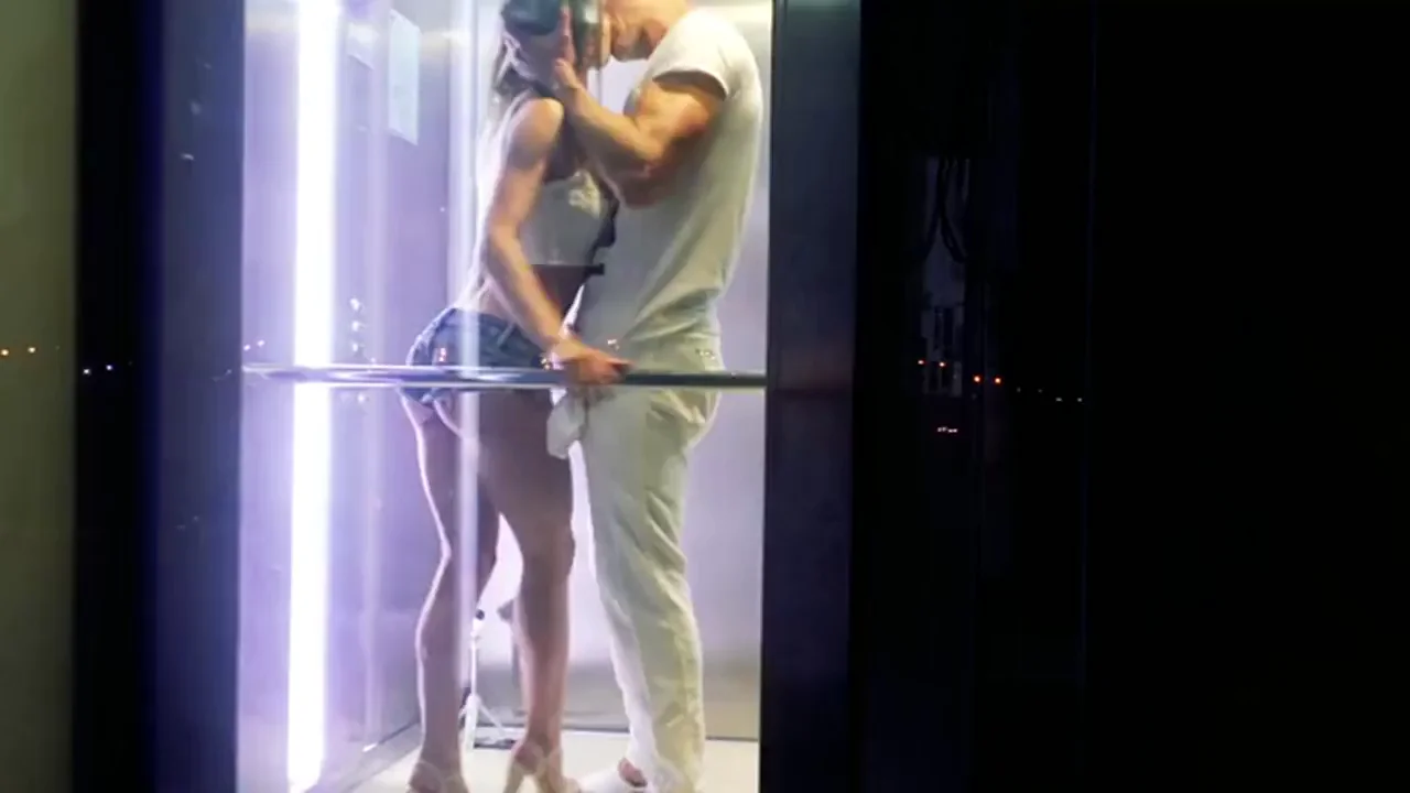 Mia Bandini Fucked in an Elevator