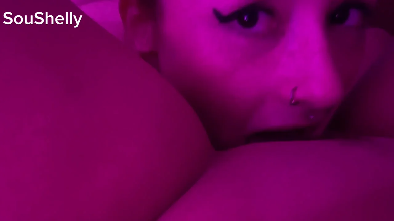 POV: Friend Slurps My Juicy Pussy 😻👅💦