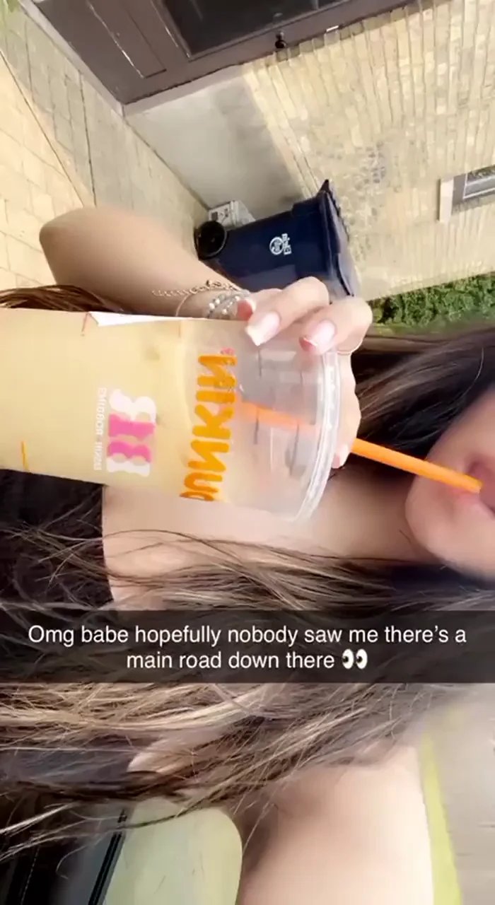 College Slut Begs: Fuck My Bloody Pussy on My Period?