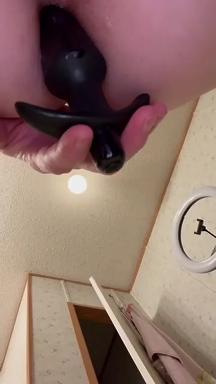 My first anal ever. I'll get a better recording next time! I was so scared!