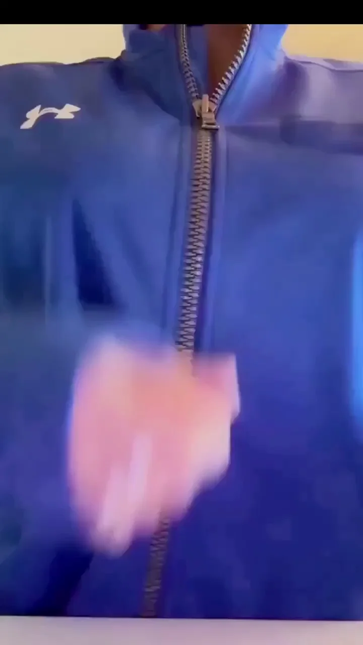🔥 Petite MILF's First Epic Titty Drop Reveal 💦
