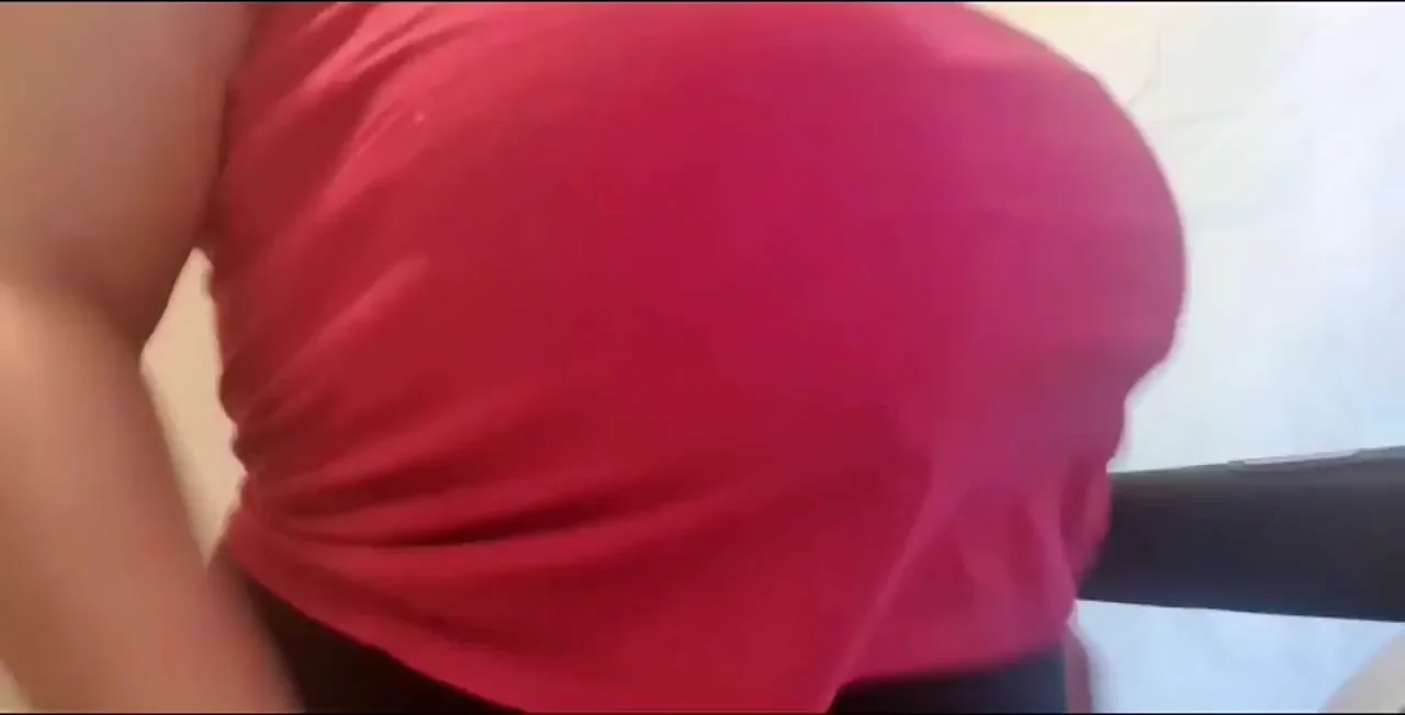 No Sports Bra Contains These Massive Tits on Treadmill 💥🍈🍈