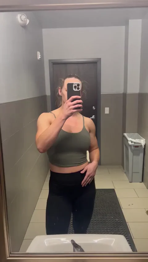 Meet me in the locker room