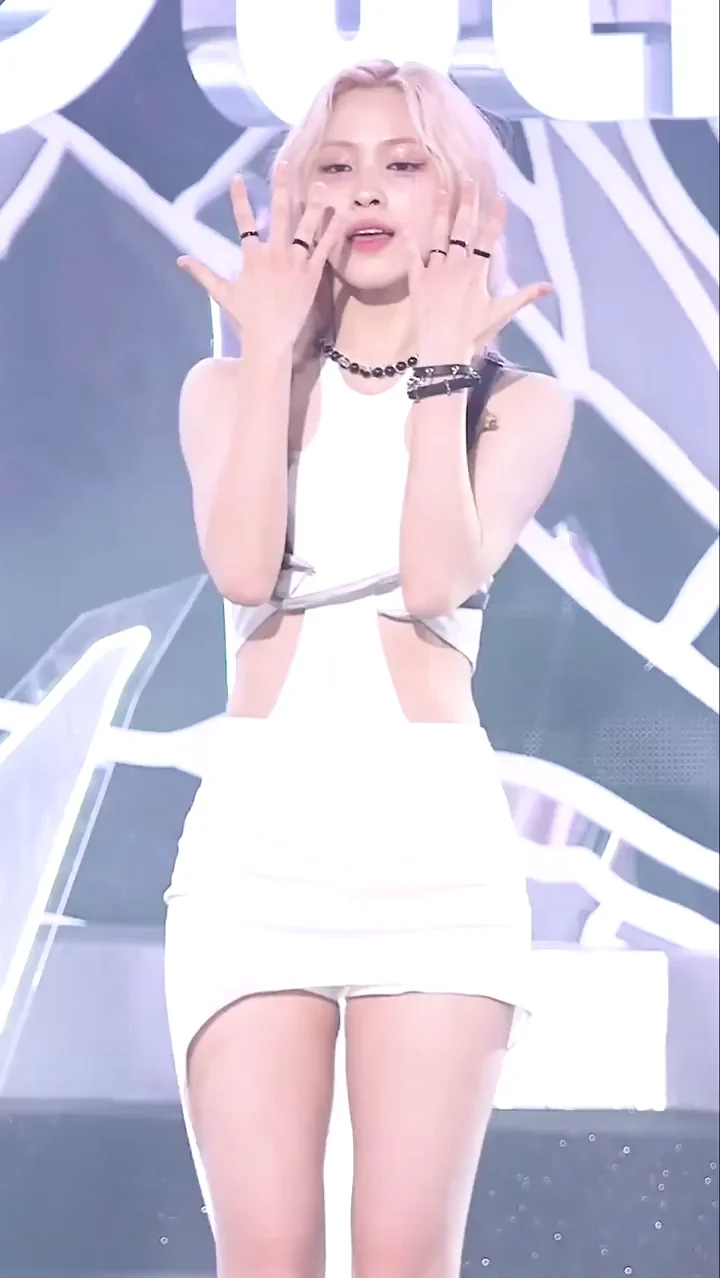 🔥 ITZY Ryujin Slutty White Dress Tease 💦