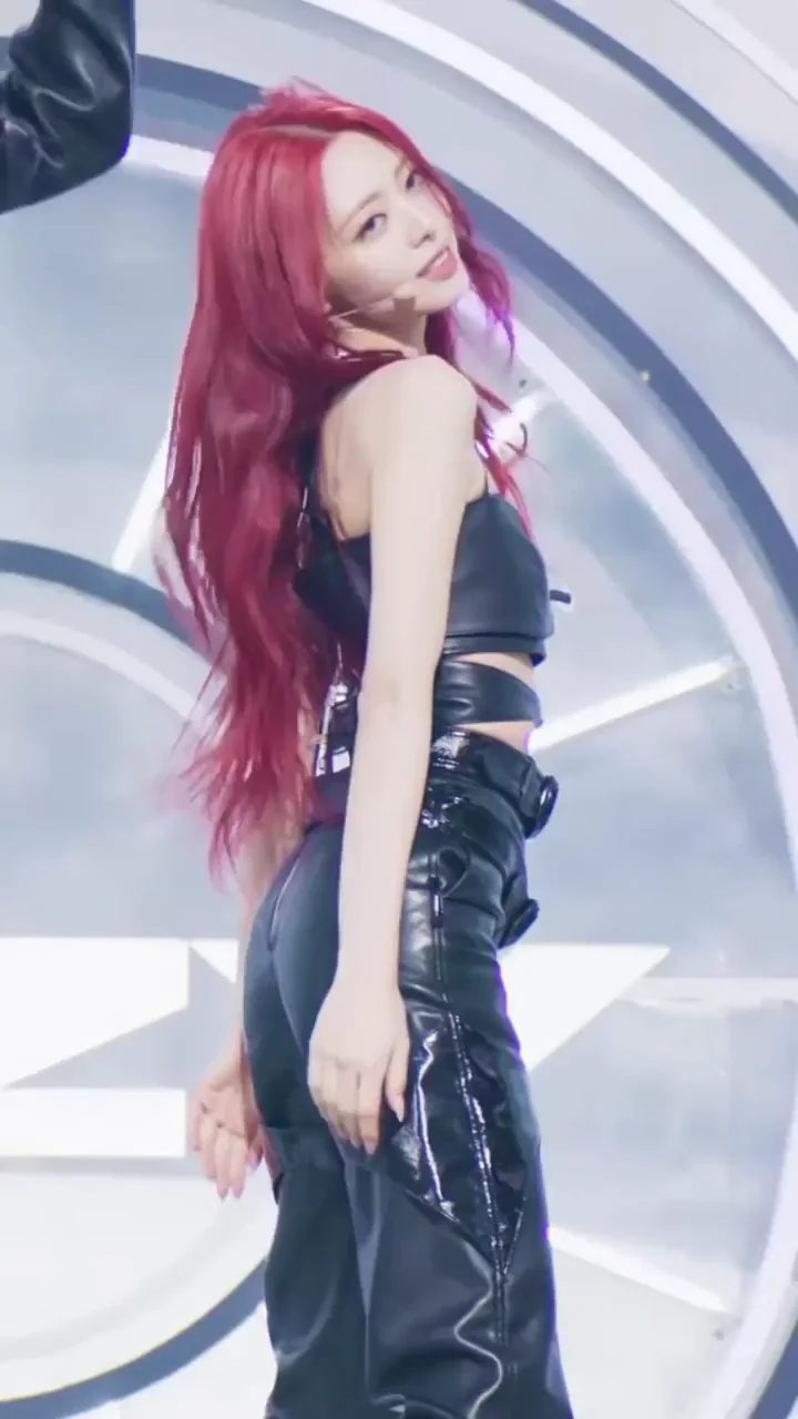ITZY - Yuna