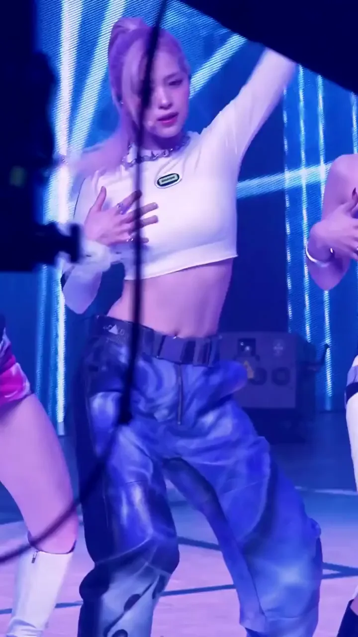 ITZY - Ryujin