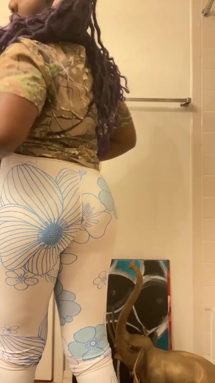 Missed This Thick Ebony Booty? 🍑🔥