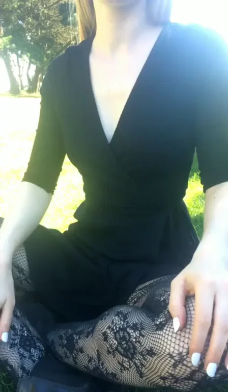 Flashing at the park is always such a thrill [GIF]