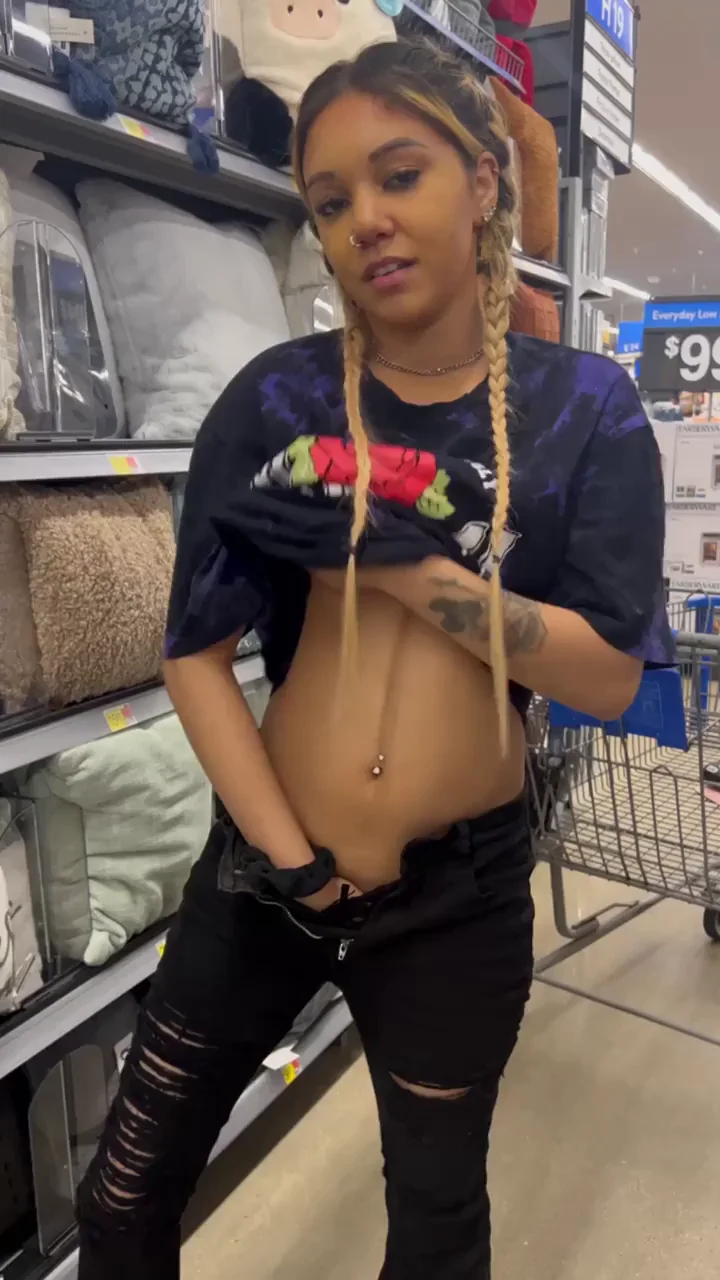 I got horny while stocking the shelves