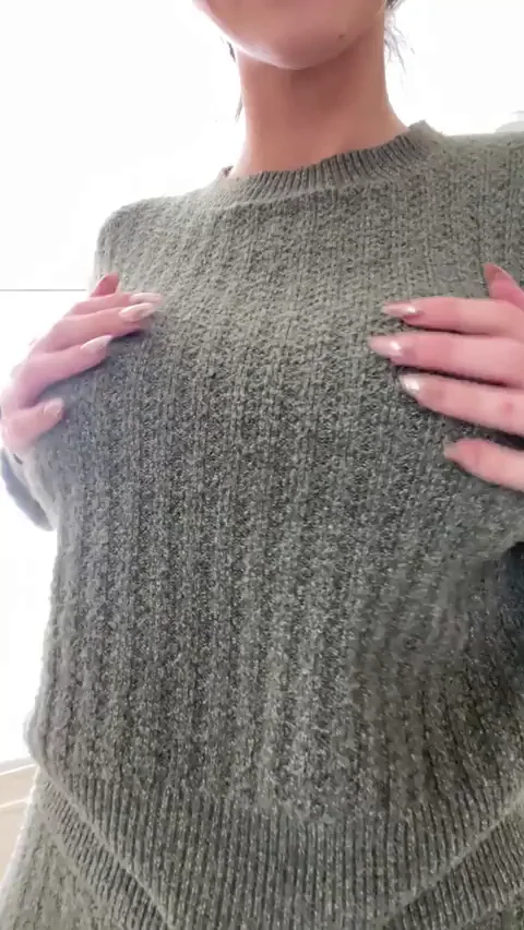 I've been hiding some basketballs under my sweater| lets dribble lol