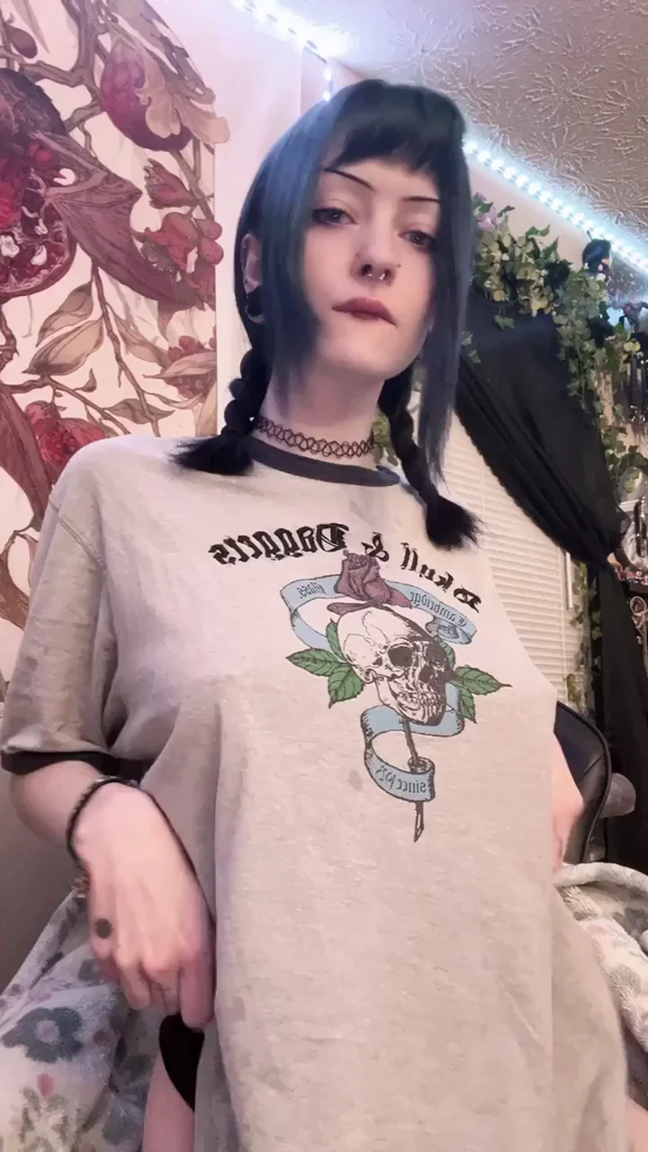 pov: you left your shirt in my bedroom and wanted to wear it cause im thinkin of you
