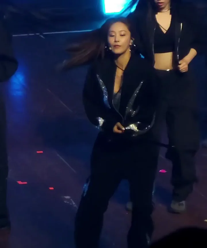 SNSD - Yuri