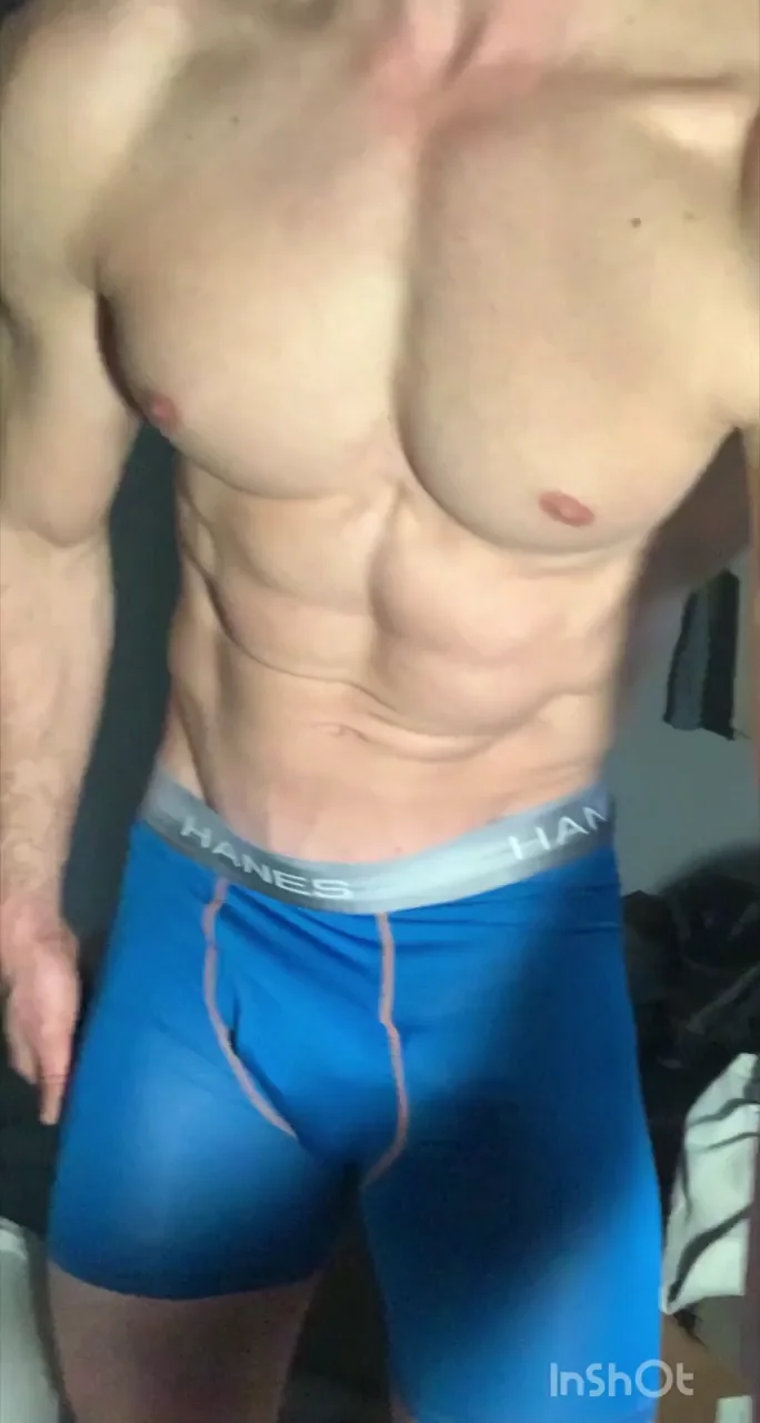 💪 Check Out My Ripped Ab Veins & Bulging Dick in Tight Blues 🥵 (M)