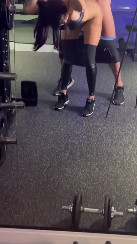 Post-Leg Day Doggystyle Pound 💦🍑🔥 [f][m]