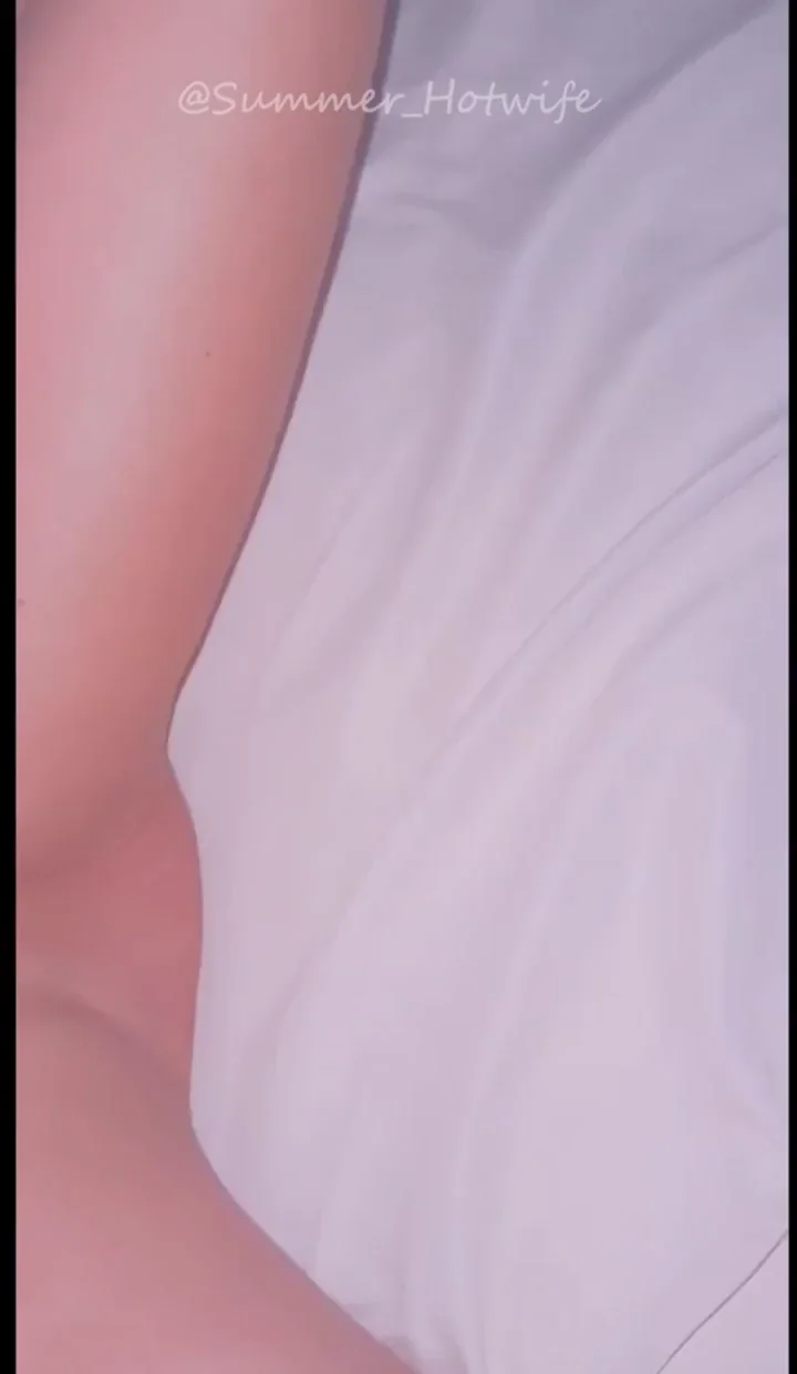 Watch My Pussy Swell Up Huge for Your Cock 💦😈