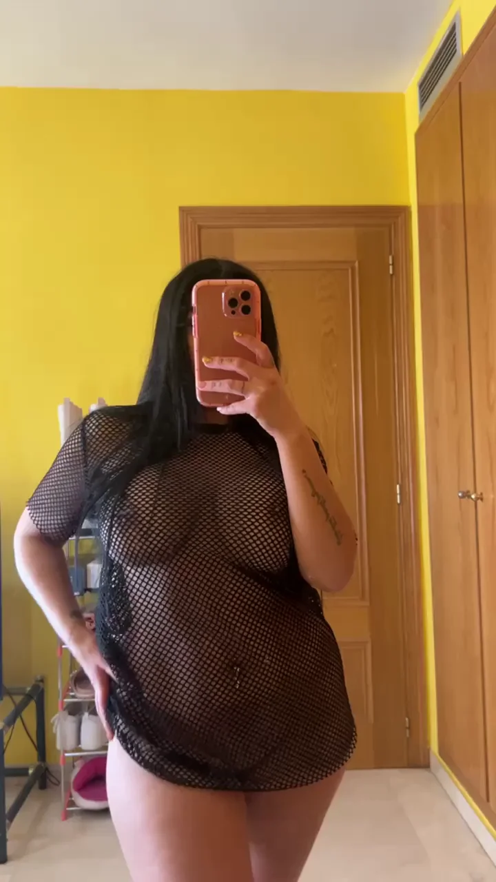 today is a great day to try out these mommy curves