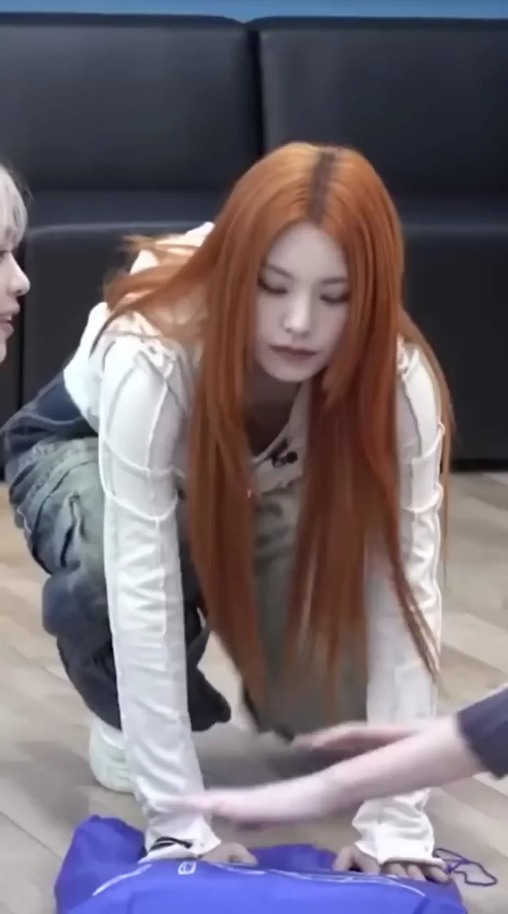 ITZY - Yeji & Ryujin