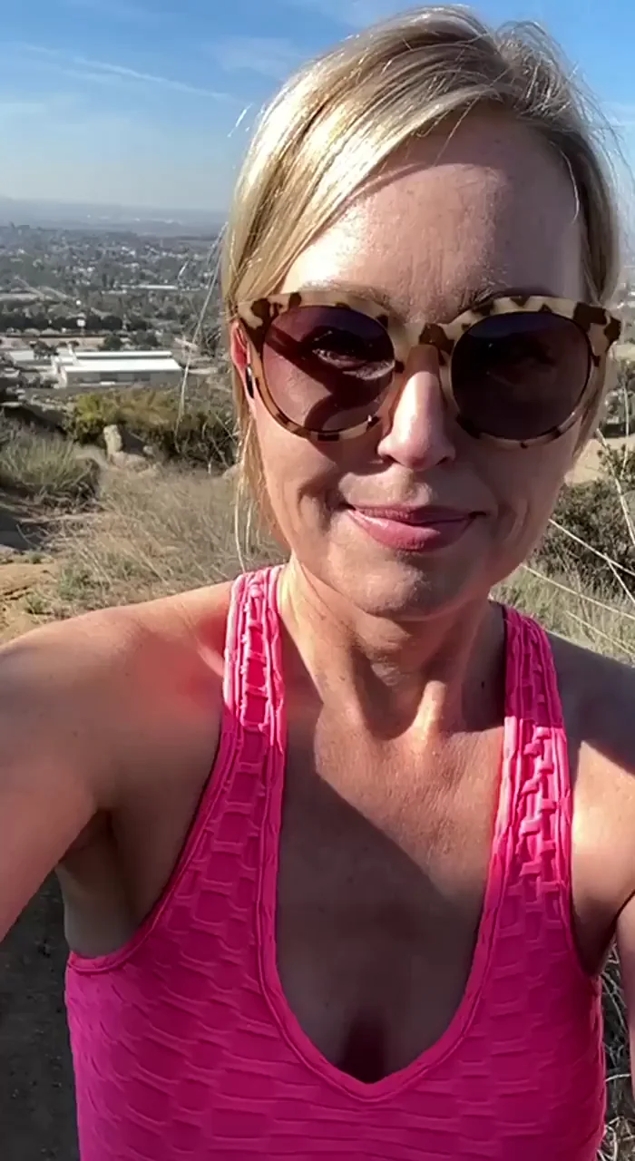 The horny milf Nextdoor