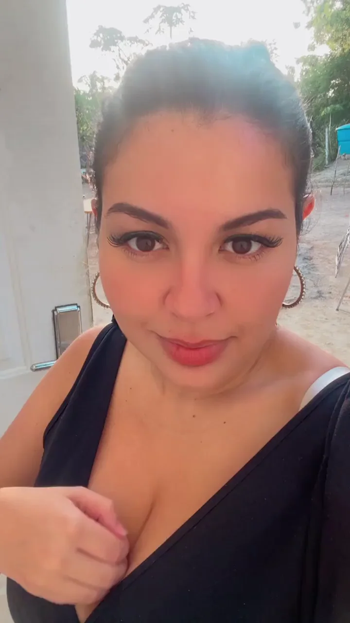 i never wear a bra so my tits are always here for you