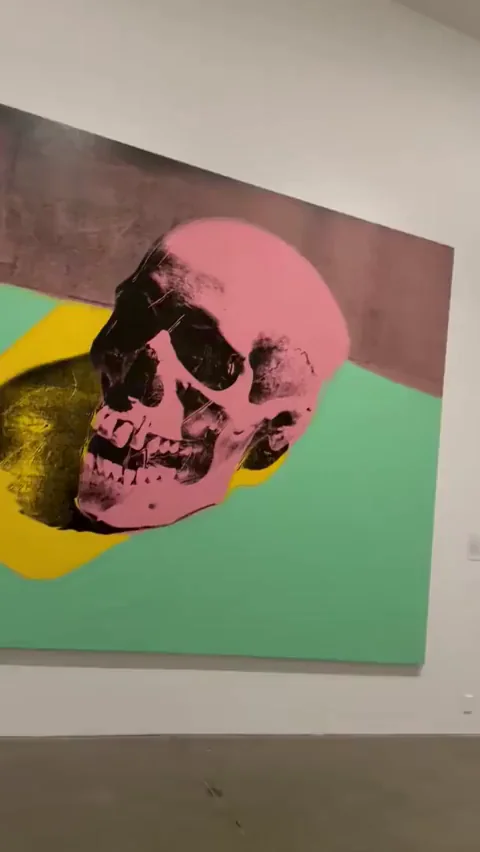 Flashing at the Andy Warhol museum