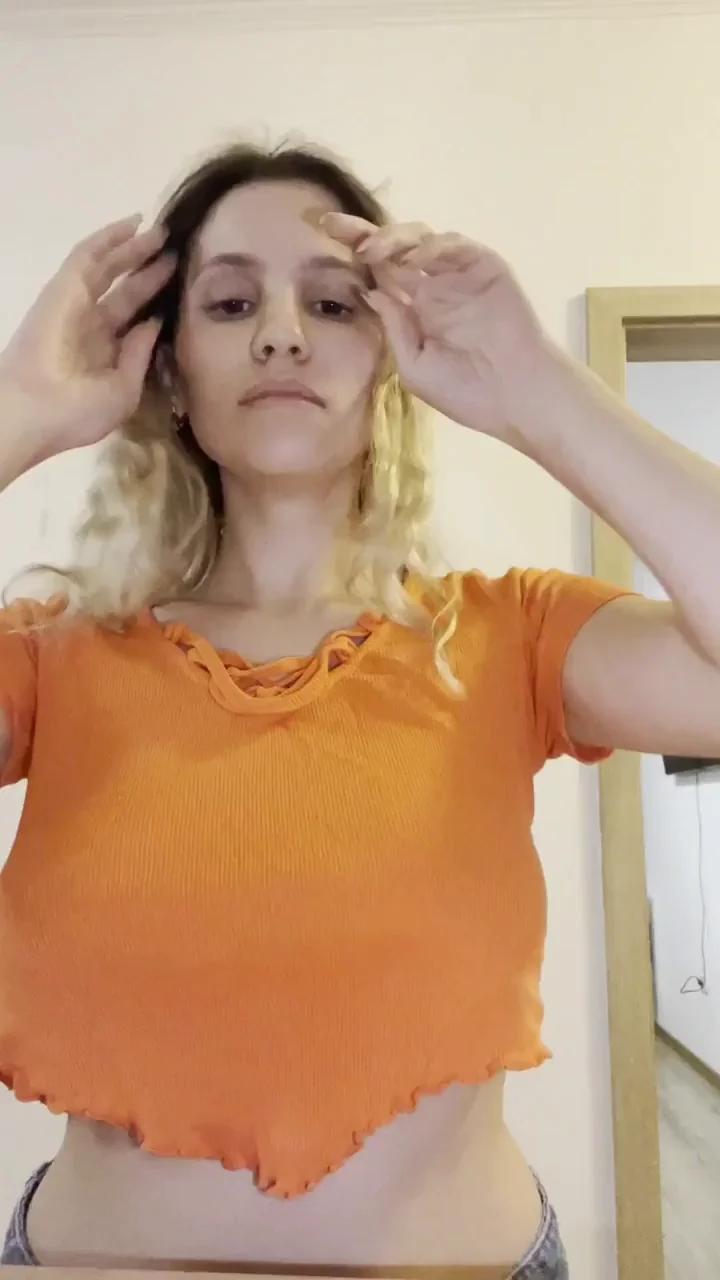 Huge natural tits for your viewing pleasure