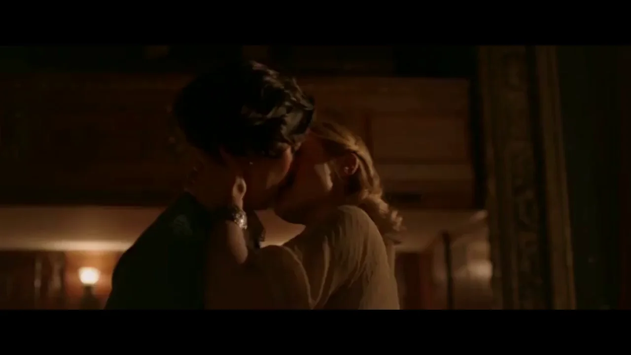 🔥 Bella Heathcote & Rebecca Hall's Steamy Lesbian Kiss in Professor Marston 💋
