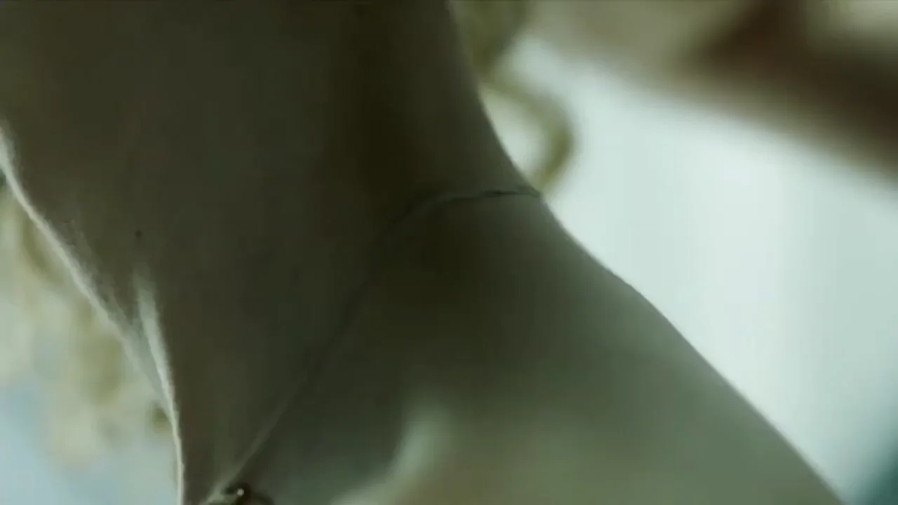 Esther Acebo's Juicy Tits & Ass in Money Heist 🔥🍑💦