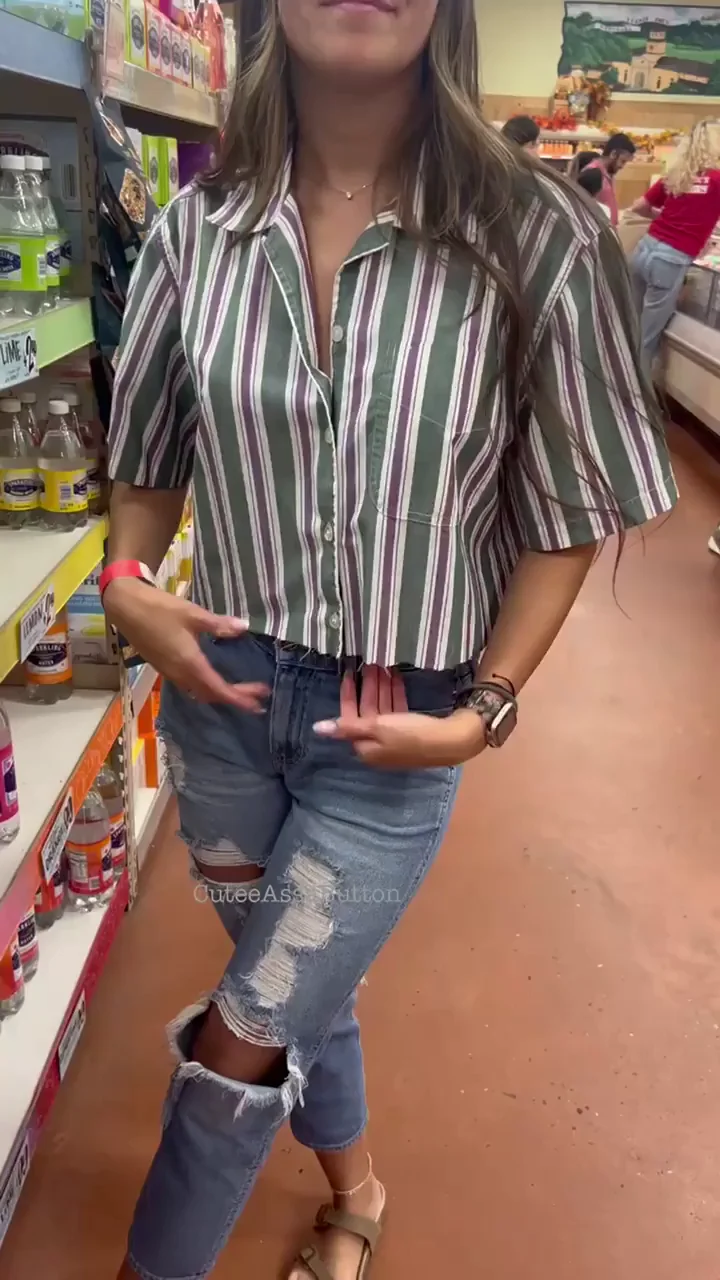 Making shopping fun again one flash at a time:)