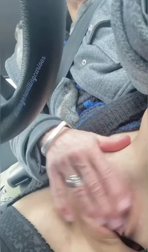 Horny MILF Jills Her Juicy Pussy in the Car Anytime