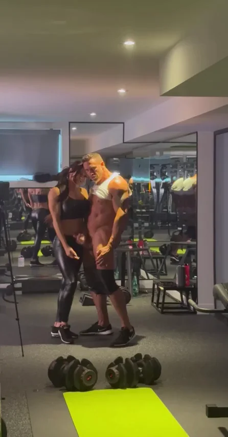 Arm Day Handjob Pump 💪🍆💦 [M][F]