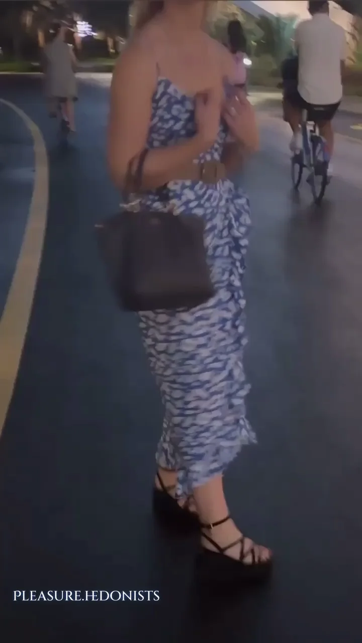 Flashing in public always gets hubby hard