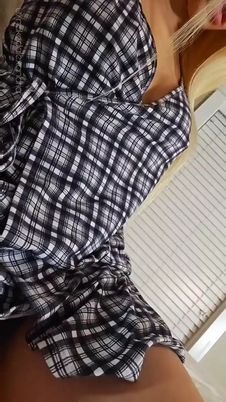 You're probably super busy at the moment, so I thought my MILF pussy would be a nice distraction.