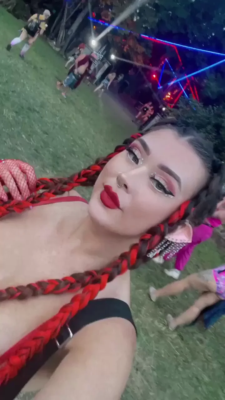 Can I be your rave fairy gf?