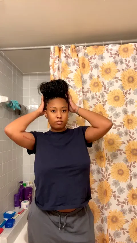 Ebony Babe's Massive Mams Can't Hold Up: Epic Titty Drop in the Bathroom