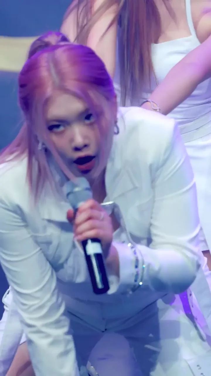 Purple Kiss Swan Kpop Tease 💜🔥