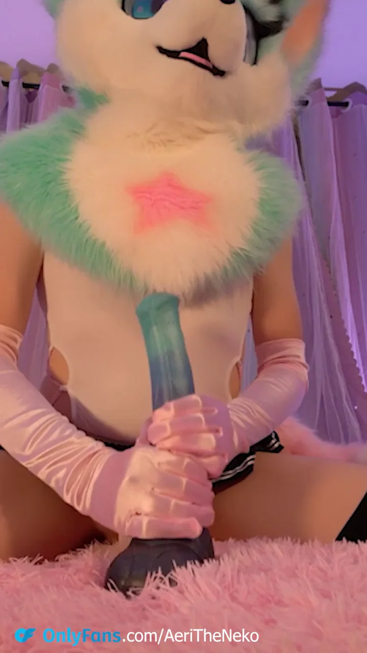 Giving Bad Dragon Vector A Nice Hand Job. Are You Next?