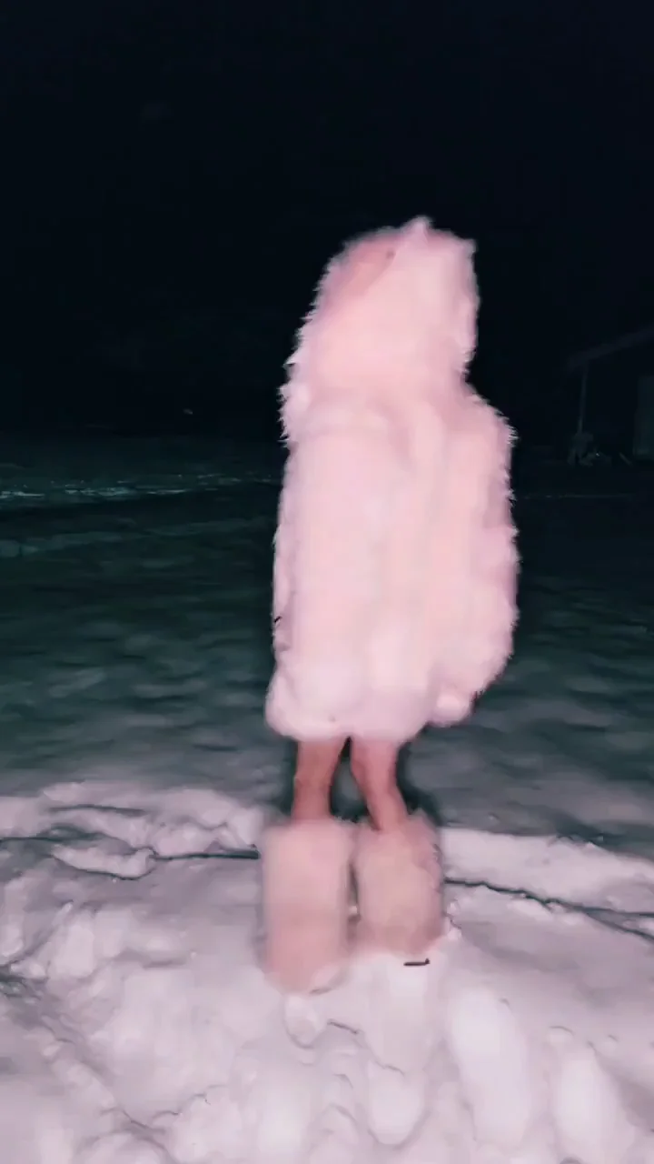 Cum play in the snow with me