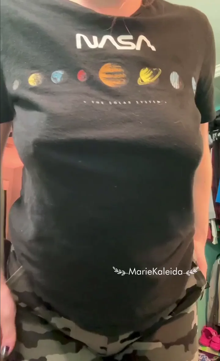 I hope you have a big rocket ship to explore my moons! 😁‰