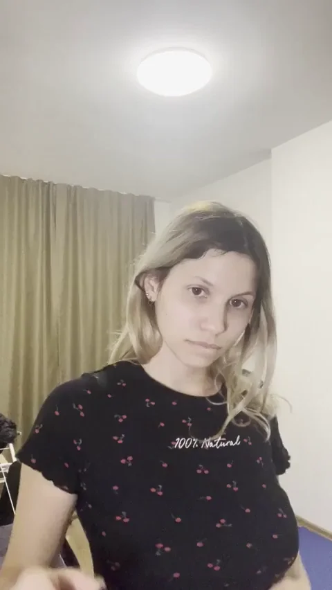 Bouncing boobies for you