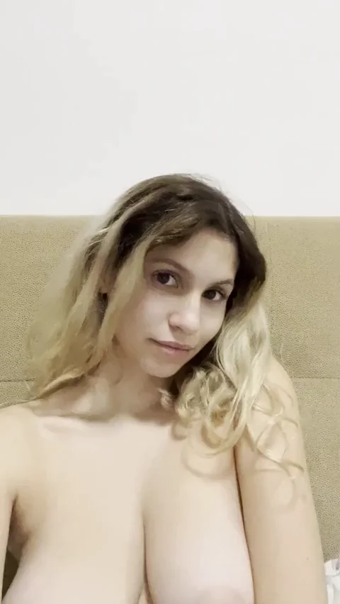 Super Soft MILF Tits Perfect for Gooey Cum Play 🍈🍈💦 [GIF]