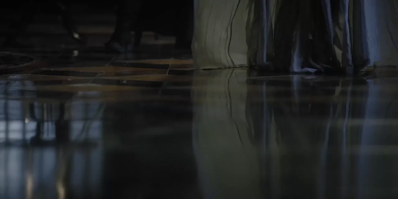 Kristin Lehman's mature full frontal and back plots in Altered Carbon (4k source, slow motion)