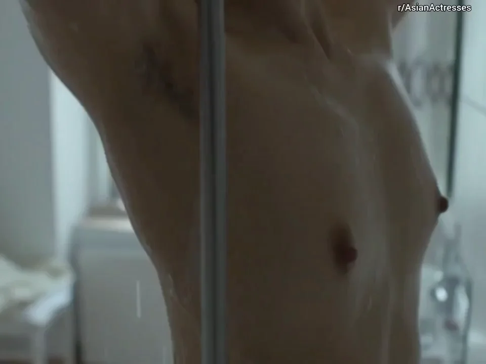 Mongolian Actress Uisenma Borchu (Lesbian Plot)