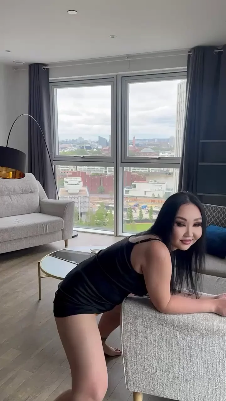 🔥 First PAWG Twerk of the Year by Petite Asian Slut 🍑💦