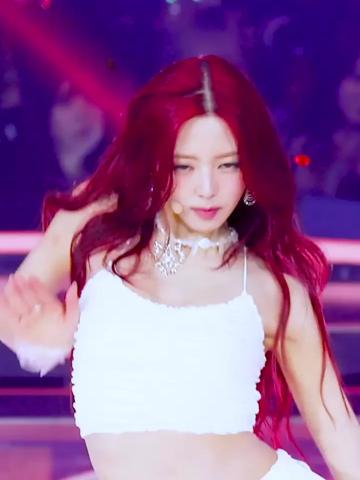 ITZY - Yuna