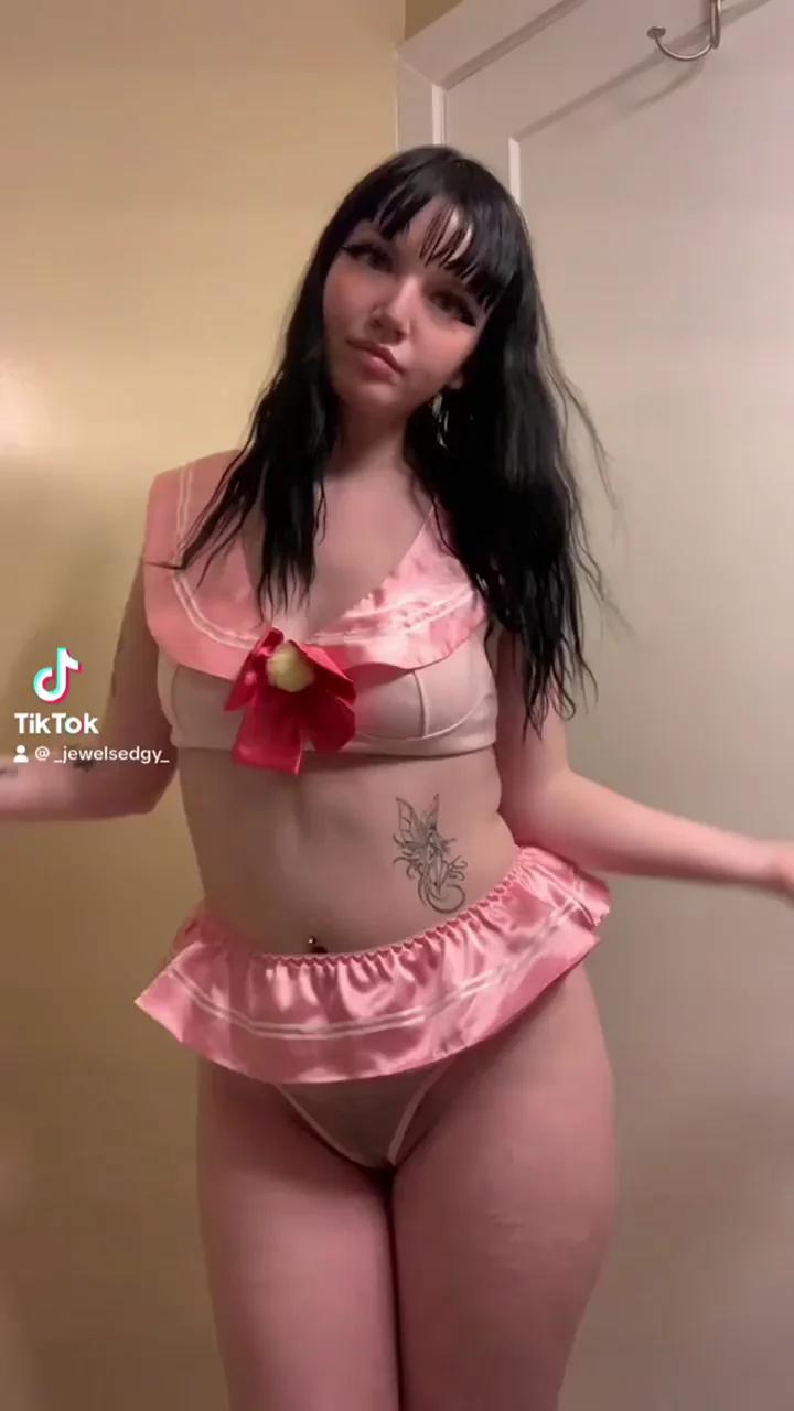 You will love my curves